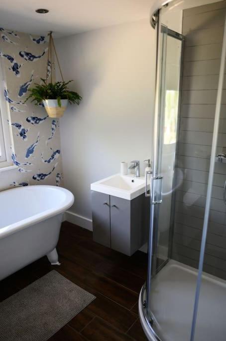 The Coach House At Manor, Cardiff Hébergement de vacances